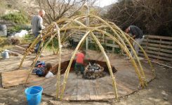 Sunseed builds a temazcal (steam room)