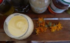 Make your own natural moisturiser